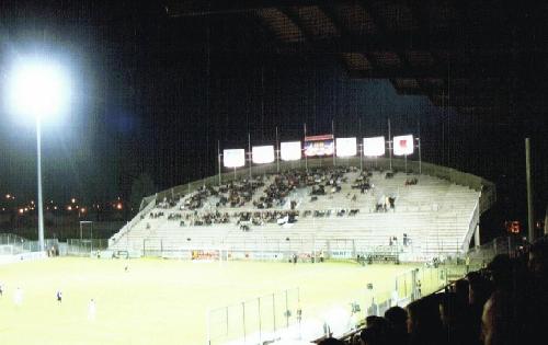 Stade Jean Bouin - Hintertortribüne 'Colombier'