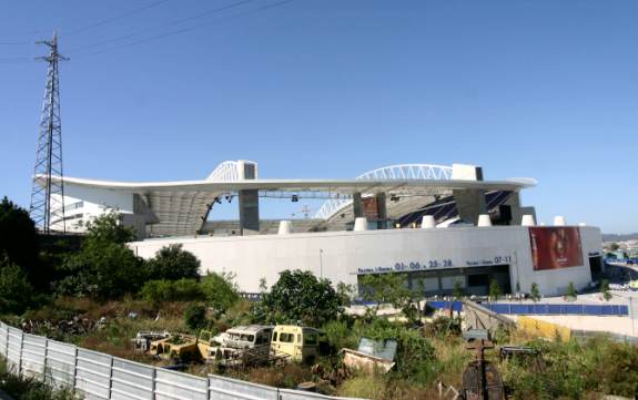 Estadio do Dragão (Porto) - alte Autos und neues Stadion