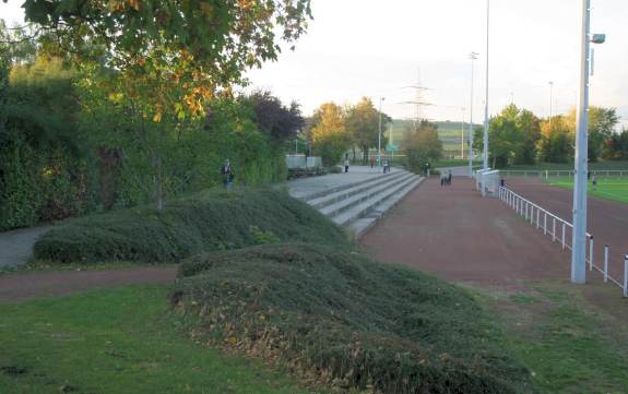 Rudolf-Harbig-Stadion - Hauptseite