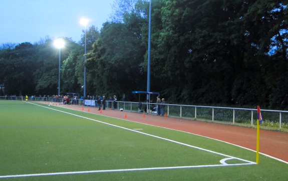 Stadion Deutsch-Luxemburger-Straße